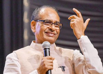 The Union Minister of Agriculture and Farmers Welfare and Rural Development, Shri Shivraj Singh Chouhan interacting with Lakhpati and Drone Didis at a function organised by the Ministry of Rural Development, in New Delhi on August 14, 2024.